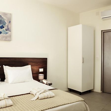Hotel La Villette Antananarivo Exteriör bild