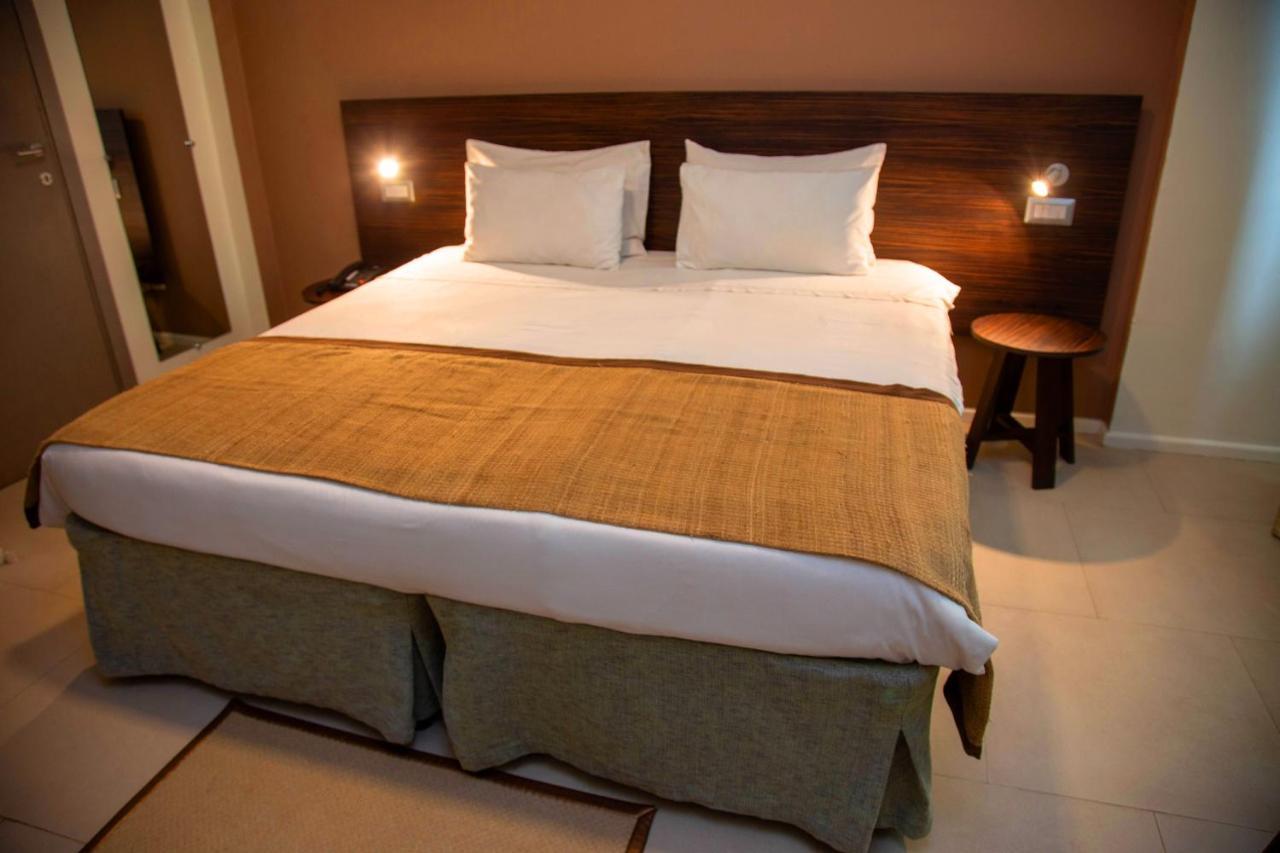Hotel La Villette Antananarivo Exteriör bild