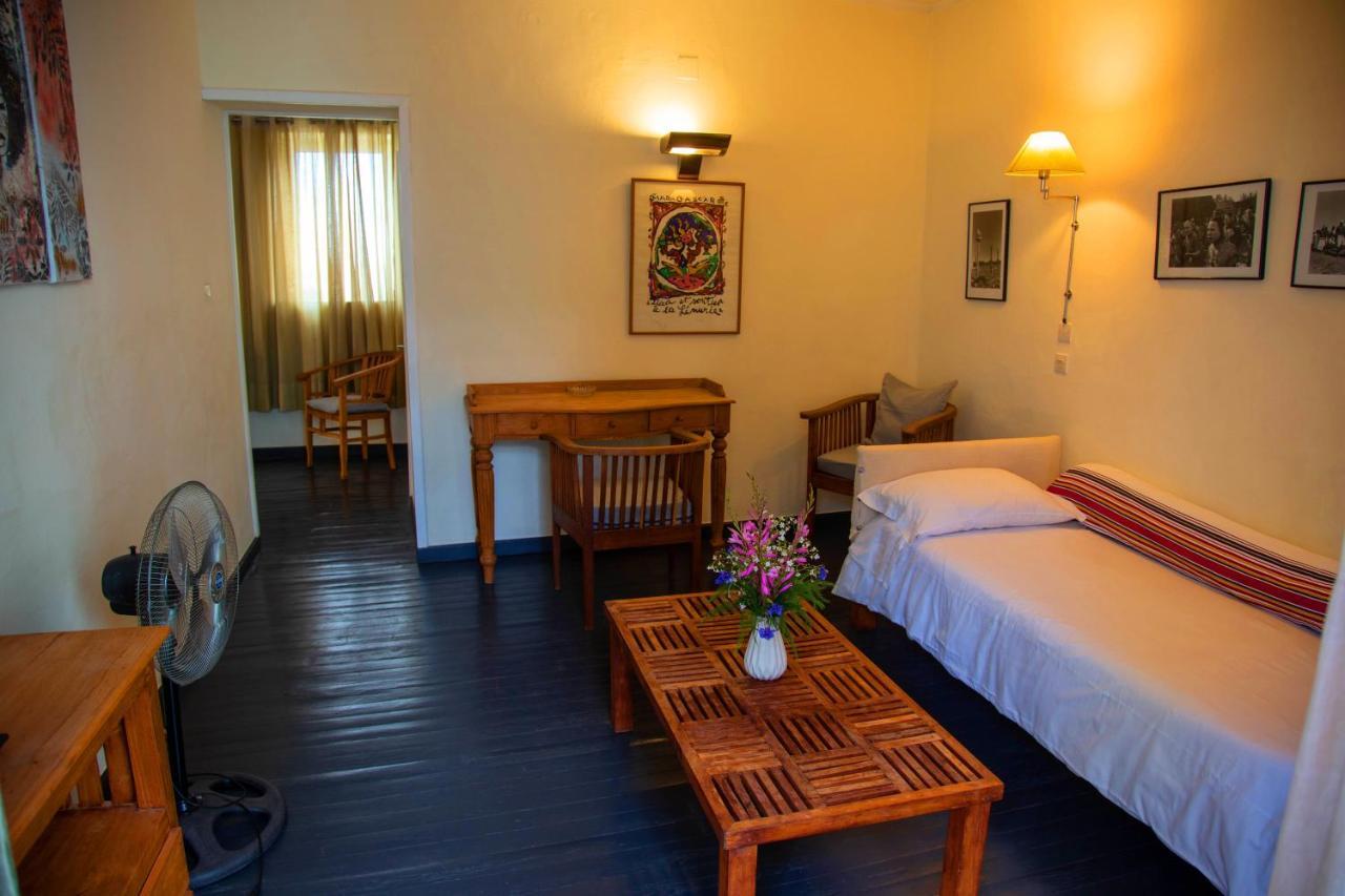 Hotel La Villette Antananarivo Exteriör bild