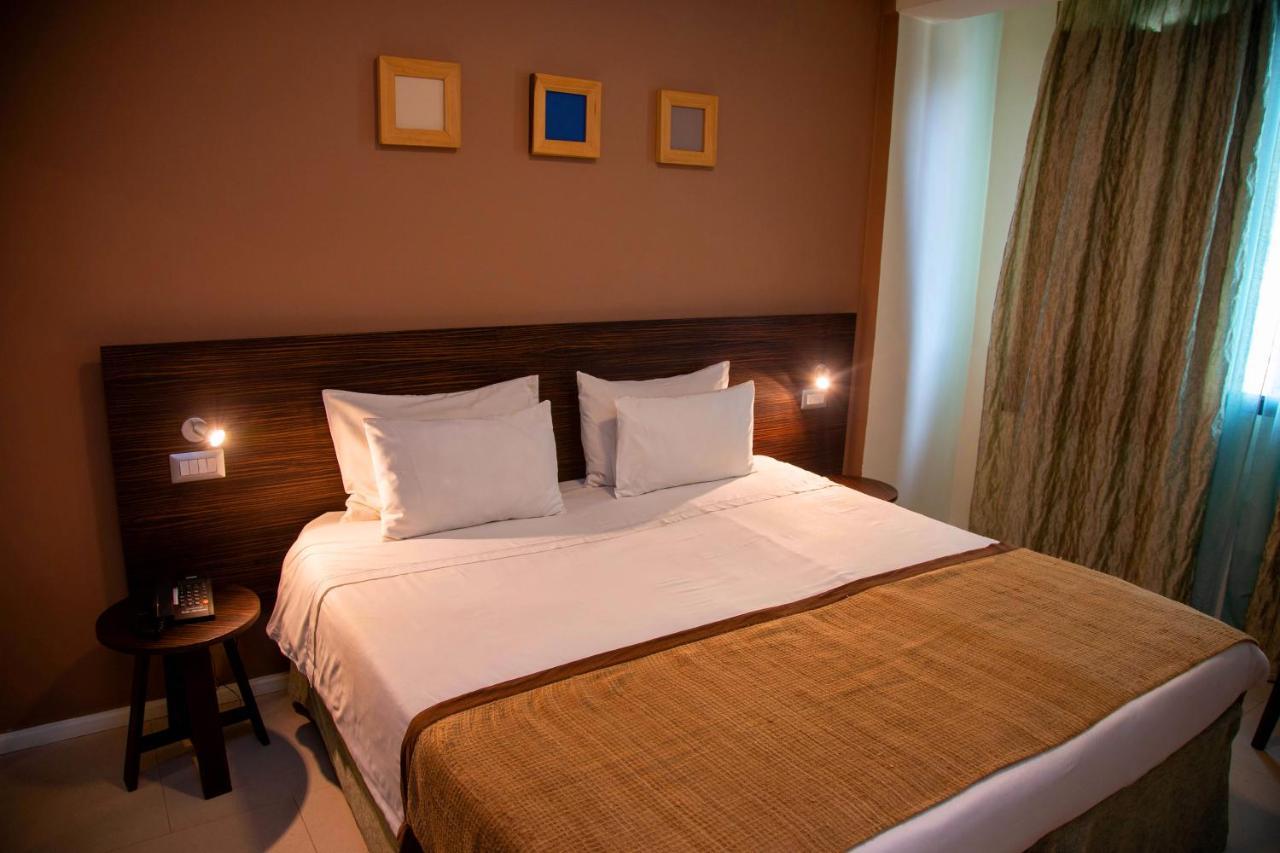Hotel La Villette Antananarivo Exteriör bild