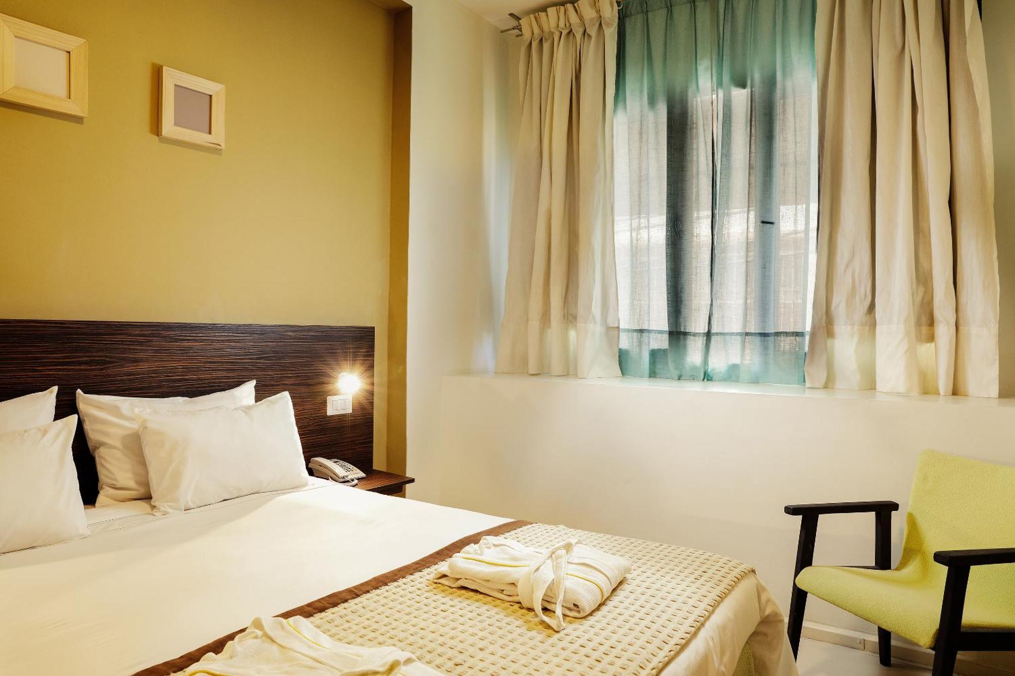 Hotel La Villette Antananarivo Exteriör bild