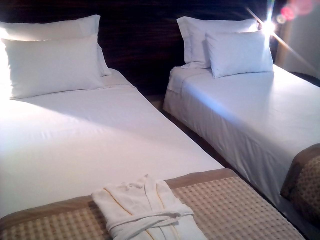 Hotel La Villette Antananarivo Exteriör bild