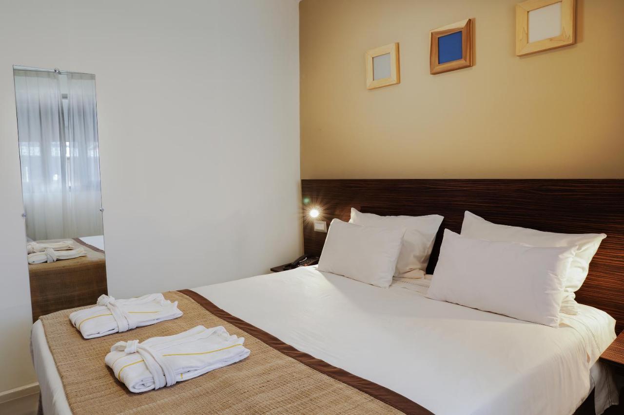 Hotel La Villette Antananarivo Exteriör bild